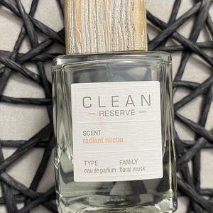 Clean Reserve Radiant Nectar 
50 ml (1.7 fl oz)
